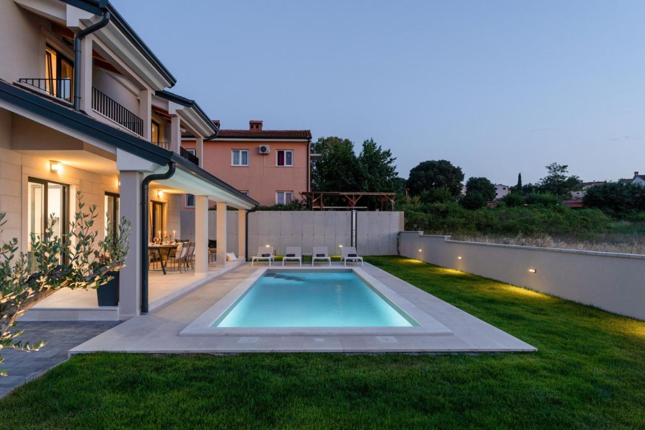 Sophia Villa *